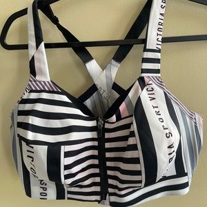 Victoria’s Secret Sports Bra 38DD